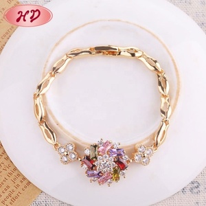 กำไลข้อมือเซอร์โคเนียสไตล์คิวบาเรียบง่ายสำหรับสาวๆ - Product Image 3
