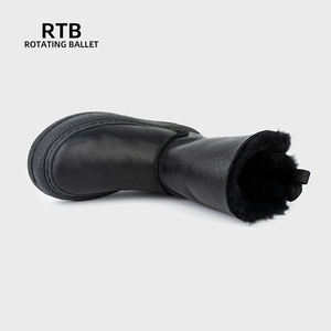 Botas de nieve de invierno impermeables Zapatos antideslizantes de piel suave Material de lana Casual Clásico y versátil - Product Image 4