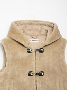 <span class=keywords><strong>Gilet</strong></span> à <span class=keywords><strong>capuche</strong></span> en <span class=keywords><strong>fausse</strong></span> <span class=keywords><strong>fourrure</strong></span> pour femmes personnalisé <span class=keywords><strong>avec</strong></span> poches, manteau <span class=keywords><strong>sans</strong></span> manches doublé en peluche, <span class=keywords><strong>gilet</strong></span> décontracté d'hiver, vêtements d'extérieur en gros directement en usine - Product Image 3