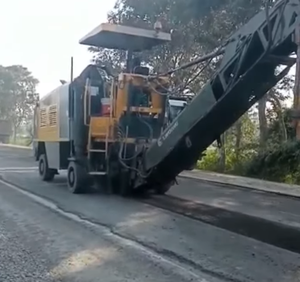 เครื่องกัดถนนกำลังสูง 14.6 ตัน รุ่น M100E ความเร็ว 90 ลบ.ม./ชม. สำหรับขาย - Product Image 4