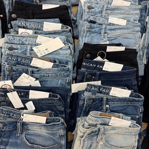 Surplus de Vêtements : Jeans <span class=keywords><strong>D</strong></span>échirés Droits en Coton et Denim pour Hommes et Femmes, Marques de Mode, Prix Bas - Product Image 2