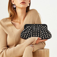 Sac Tendance 2024 ide produk baru 2025 tas tangan desainer mewah Guangzhou dompet genggam wanita Mini dompet kulit Punk
