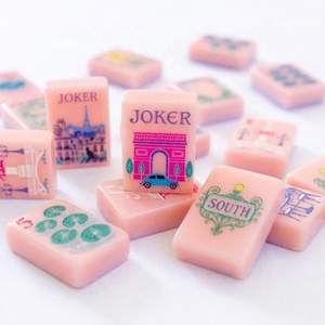 ชุดไพ่นกกระจอกอเมริกันอะคริลิคแบบพกพา 4 ผู้เล่น สีชมพูพาสเทลสไตล์ปารีส สำหรับเดินทาง เล่นเกมส์ปาร์ตี้ยามค่ำคืนสำหรับสาวๆ - Product Image 2