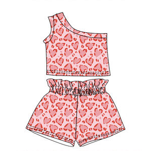 طقم ملابس للفتيات الصغيرات مكون من قطعتين: توب قصير بكتف واحد وشورت بخصر مكشكش، تصميم مخصص رائج - Product Image 3