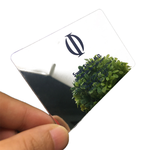 Tarjeta de Visita de PVC de Lujo Personalizada al por Mayor, Impresa en Offset, con UV y Serigrafía, Tarjeta Magnética - Product Image 1