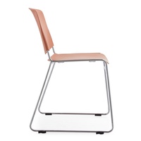 Chaise de réunion de bureau moderne en plastique rouge avec structure en fer et assise