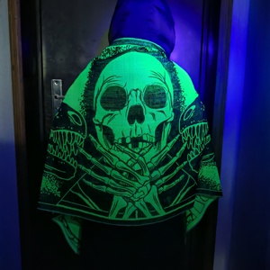 Custom UV Pashmina Tejido Jacquard UV Reactivo Verde Chal Bufanda Larga Reversible Pashmina para Fiesta Festival - Product Image 3