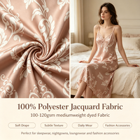 Tissu satiné 100 % polyester en gros, 75D, largeur 58/60 pouces, écologique, respirant, poids moyen, doux et texturé pour vêtements de nuit et pyjamas