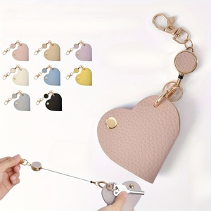 Porte-clés rétractable en forme de cœur en cuir PU : Porte-clés mignon avec enrouleur extensible pour clés de voiture, cadeau pour la fête des mères - Product Image 3