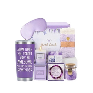 Set de Regalo para el Cuidado Personal con Vaso Térmico y Kit de Spa de Lavanda para Mujer, Regalo Perfecto de Cumpleaños o de Incentivo para Ella - Product Image 2