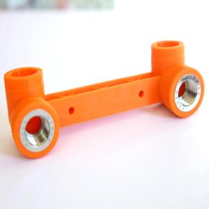 Raccordements de canalisation de <span class=keywords><strong>chauffe</strong></span>-<span class=keywords><strong>eau</strong></span> solaire domestique Durable à haute pression tuyau de raccord PPR Tubes en plastique à double siège à filetage femelle - Product Image 2