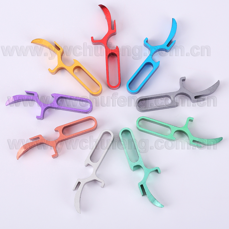 Прямая Заводская поставка, открывалка для бутылок из алюминиевого сплава 3 в 1, брелок, металлический дробовик, инструмент, открывалка для пивных банок, открывалка для таблеток