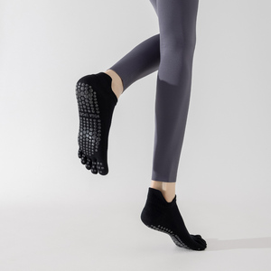 Tùy Chỉnh Cotton Năm Ngón Tay Yoga Pilates Vớ Non-Slip Grip Barre Sử Dụng Hàng Ngày Liền Mạch Tùy Chỉnh Trampoline Vớ OEM ODM Bông Mắt Cá Chân - Product Image 2