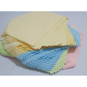 Disposable Microfiber Eyeglass Cleaning Cloth <b>Square</b> Zigzag <b>Edge</b> For Screen Care Opp Bag Packing - Product Image 1