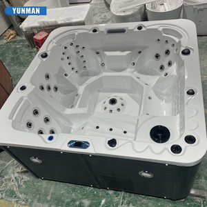 Jacuzzi de Lujo Independiente Rectangular de Acrílico Moderno para Exteriores con 29 Jets, Hidromasaje, Drenaje y Capacidad de 169 Galones - Product Image 1