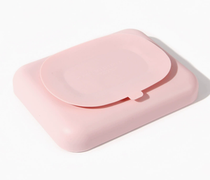 Vente en gros ODM et OEM d'assiettes à <span class=keywords><strong>repas</strong></span> pour bébés de qualité alimentaire de forme carrée avec <span class=keywords><strong>ventouse</strong></span> sectionnée anti-chute pour nourrissons - Product Image 4