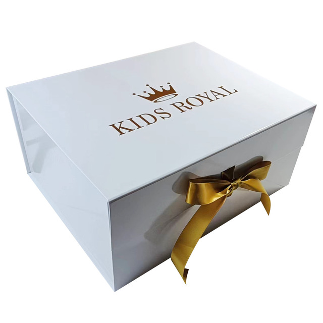 Custom Luxury White Magnetic Gift Cardboard Folding Paper Box Collapsible Packaging with Ribbon Custom Logo Embossing Printing