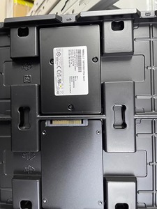 Unidad de estado sólido HORNG SHING usada con el SSD PM983A U.2 7,68 T SATA 6Gbps - Product Image 3