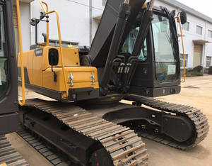 Pelleteuse sur chenilles Volvo EC210 d'occasion de bonne qualité Equipement de terrassement 5 tonnes Poids opérationnel Caterpillar Make Cat Engine Kyb Sale - Product Image 3