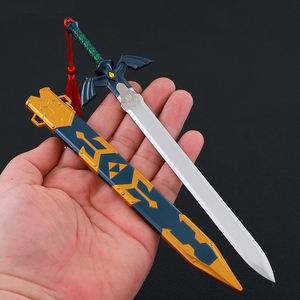 Juego the Legend of <span class=keywords><strong>Zelda</strong></span> <span class=keywords><strong>Breath</strong></span> of the Wild Nueva llegada <span class=keywords><strong>Link</strong></span> Master Sword Juguetes de aleación de zinc Espada Llaveros 22cm 107g Llaveros - Product Image 4