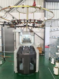 Tricoteuse circulaire tubulaire pour bonnet et bonnet - Product Image 5