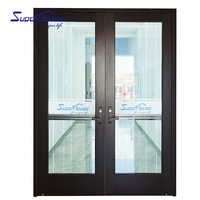 Porte battante moderne en aluminium avec double vitrage trempé et barre anti-panique dissimulée pour usage commercial : bureaux, hôtels, centres commerciaux, écoles
