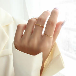 Anillo de acero de titanio chapado en oro de 18 quilates estilo K para mujer diseño de dedo índice Simple con joyería de nicho con incrustaciones de cola fina - Product Image 4