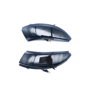 Clignotant LED dynamique ADT pour rétroviseur de voiture, lentille fumée, indicateur de direction ambre, compatible Captur J87 Clio IV - Product Image 1