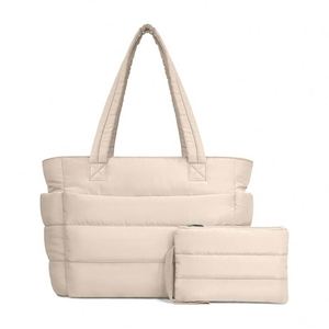 Sac fourre-tout matelassé tendance 2025 pour femme – Sac à bandoulière élégant en polyester et nylon avec motif lettres - Product Image 1