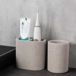 Set di Accessori da Bagno in Poliresina Effetto Arenaria Personalizzato per Hotel e Casa, Dispenser Sapone con Vassoio e <span class=keywords><strong>Portaspazzolino</strong></span> - Product Image 6