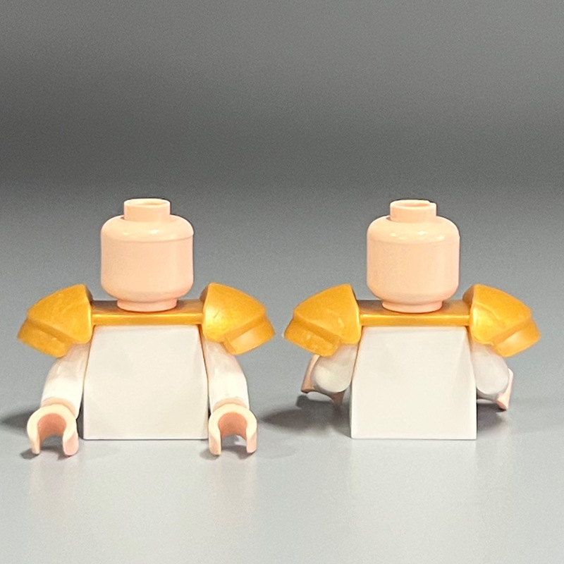37641-Shoulder Armor gold