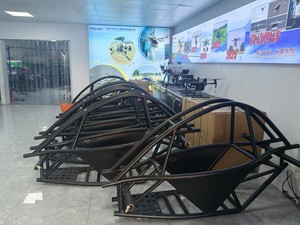 เครื่องบินไฟฟ้าแบบ EVTOL สองที่นั่ง สำหรับการเดินทางส่วนบุคคล พร้อมระบบขึ้นและลงจอดในแนวตั้ง ทำจากคาร์บอนไฟเบอร์ - Product Image 5