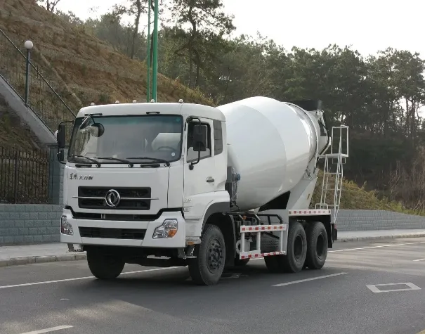 Alta Qualidade Dongfeng 6*4 Diesel Betoneira Bomba Caminhão De Mistura De Cimento Caminhão para Venda
