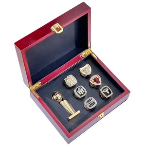 Juego de Anillos de Campeonato de los Chicago-Bulls al por Mayor de Fábrica, Anillo de Aleación de Zinc de Alta Calidad y a la Moda, <span class=keywords><strong>6</strong></span> Piezas con Trofeo - Product Image 5