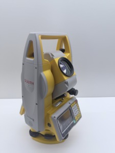 หน้าจอ LCD สองด้าน IP54 กำลังขยาย 30 เท่า เครื่องวัดมุมแบบ Total Station สำหรับงานก่อสร้าง SOUTH NTS-332R15M ความแม่นยำ 2 วินาที แบบไม่ต้องใช้รีเฟลกเตอร์ - Product Image 3