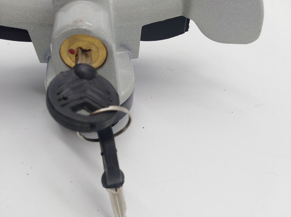 YH1951 Steering Wheel Control Lock - CM Brand Car Anti-Theft Brake Lock | ajfpt.com