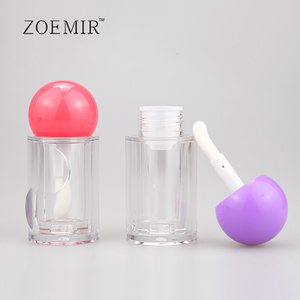 Tubos de brillo labial transparentes con tapa esférica roja y morada, botellas vacías de aceite labial, tubos redondos de plástico giratorios para lápiz labial líquido con tapón. - Product Image 4
