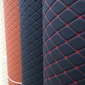 Tapis de sol de voiture en faux <span class=keywords><strong>cuir</strong></span> <span class=keywords><strong>matelassé</strong></span>, emballage en rouleaux avec différents design sur mousse, nouveauté - Product Image 4