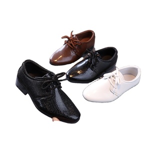 Chaussures d'uniforme professionnelles pour garçons, chaussures habillées en cuir PU tendance pour enfants, chaussures d'école à enfiler pour enfants - Product Image 1