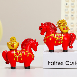 Juego de figuritas de caballo rojo, decoración de escritorio de resina, regalo de Año Nuevo Chino para colegas de oficina, recuerdo de reunión anual - Product Image 3