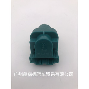 สวิตช์ไฟเบรค 1C0945511A สำหรับโฟล์คสวาเก้น เจตต้า โบรา โปโล พาสสาทอะไหล่ทดแทนใหม่ - Product Image 3