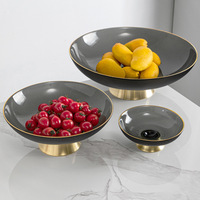Plateau à fruits de luxe léger, plateau en verre pour table basse, plateau à fruits secs, personnalité créative de célébrité d'Internet, salon, style européen de luxe