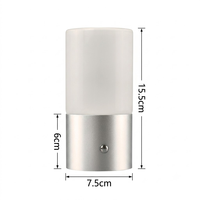 Kotak Hadiah Premium Lampu Meja LED Isi Ulang Minimalis Modern untuk Ruang Makan, Bar, dan Perhotelan, dengan Desain Kaca & Aluminium, Tanpa Kabel, dan Pencahayaan Ambient.