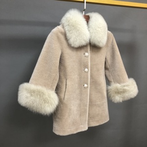 Chaqueta de lana de cordero personalizada para niñas, <span class=keywords><strong>cortavientos</strong></span> de invierno, abrigo grueso de piel de oveja, abrigo de peluche para niños al por mayor - Product Image 2