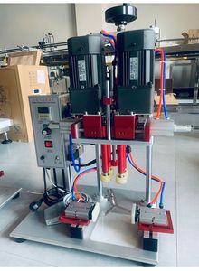 Botella de vidrio de plástico de mesa semiautomática de escritorio Máquina taponadora de cubierta de plástico Máquina taponadora de tornillo de sujeción de botellas - Product Image 2