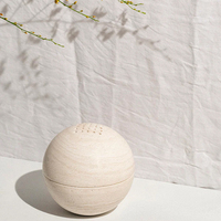 Boule d'arôme en marbre blanc intemporel Mars Stone, sphère de parfum naturel pour la décoration de la maison