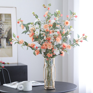 Arrangement de fleurs artificielles de camélia en soie plastique haute simulation pour la décoration de la maison et la table du salon - Product Image 2