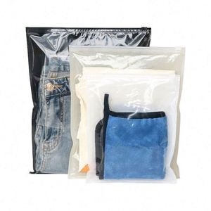 Sac en plastique refermable pour sous-vêtements avec impression de logo personnalisé 2026, 30x40cm, pack promotionnel - Product Image 1