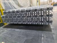 Profilé d'extrusion en aluminium 6063-T5 à rainures en T, usiné CNC, pour cadre de boîtier automobile, anodisé, OEM, perçage et fraisage