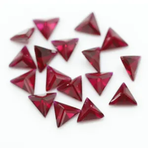 梧州热卖三角切割红宝石8 # 彩色松散宝石合成红宝石